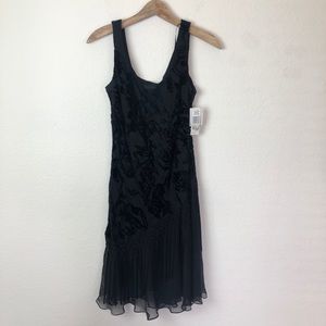 Alex Evenings Petite Black Sleeveless Dress 8P NWT